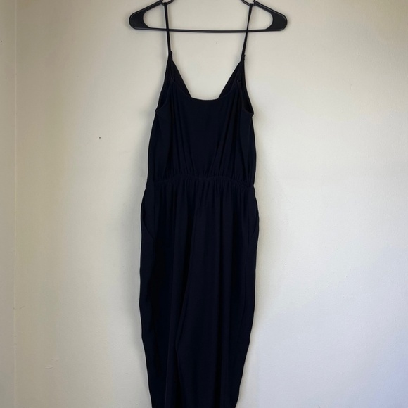 Cupcakes And Cashmere Violette Jumpsuit - Picture 8 of 11